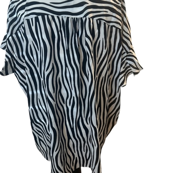 GiGiO Blouse V-neck Zebra Print Large - Picture 2 of 6